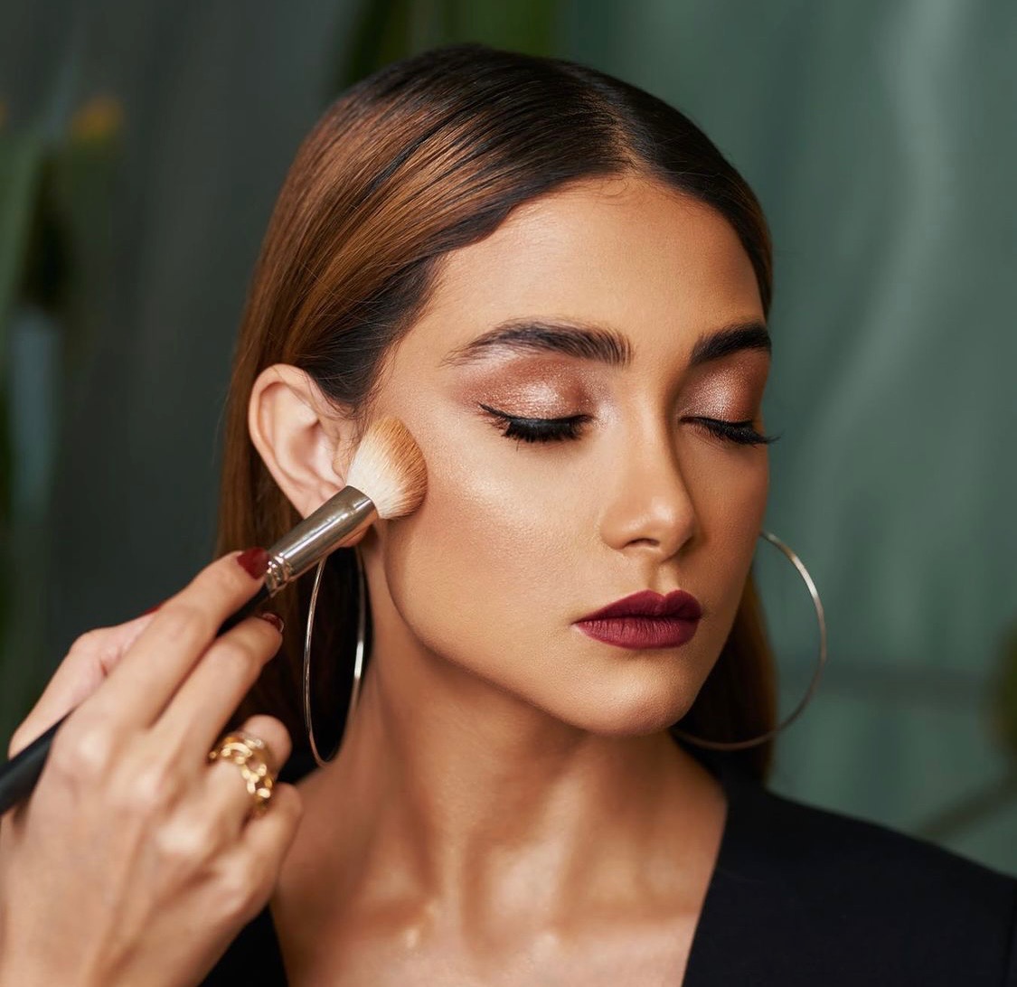 Behind the scenes — bronzed glow